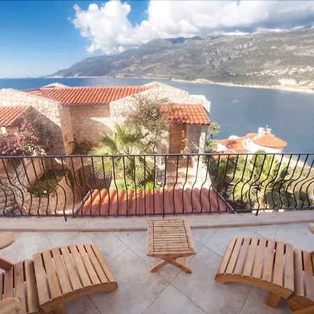 Mekvin Deniz Feneri Lighthouse