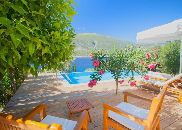 Mekvin Deniz Feneri Lighthouse 3*