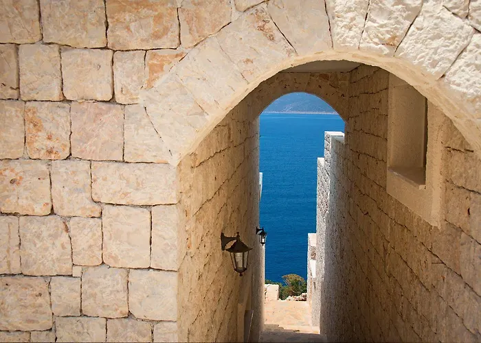 Mekvin Deniz Feneri Lighthouse Hotel Kaş
