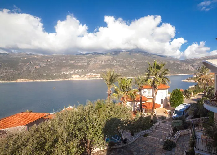 Mekvin Deniz Feneri Lighthouse 3* Kas