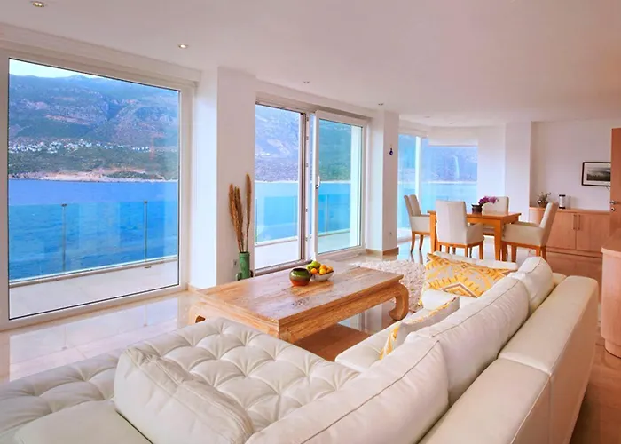 Mekvin Deniz Feneri Lighthouse 3*