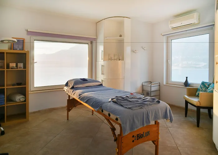Hotel Mekvin Deniz Feneri Lighthouse Kaş