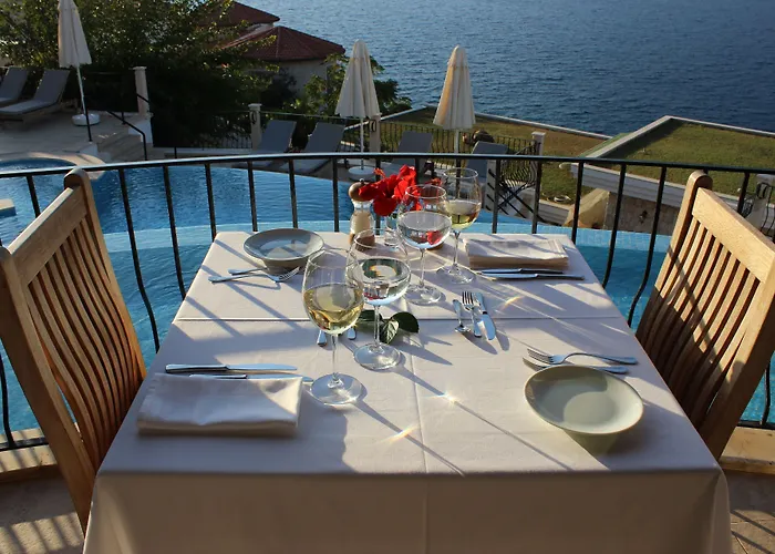 Mekvin Deniz Feneri Lighthouse